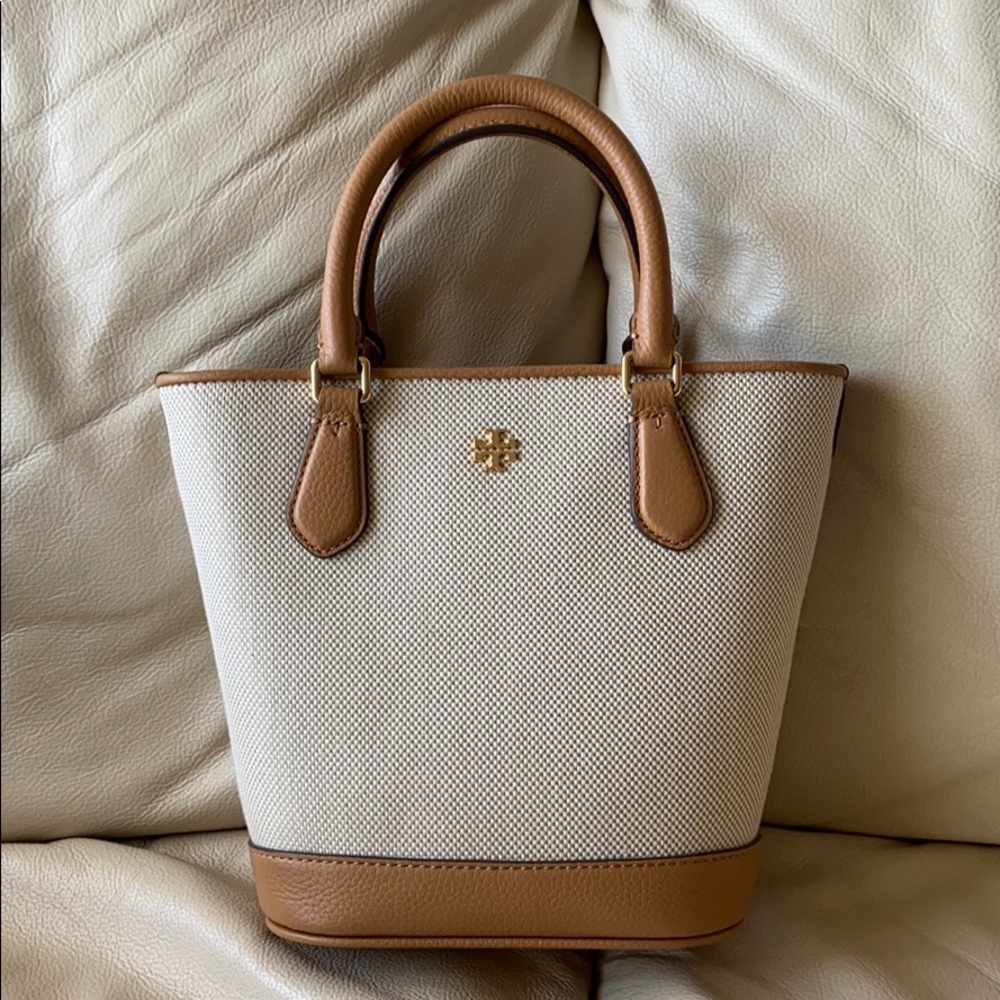 Tory burch carter canvas small bucket tote